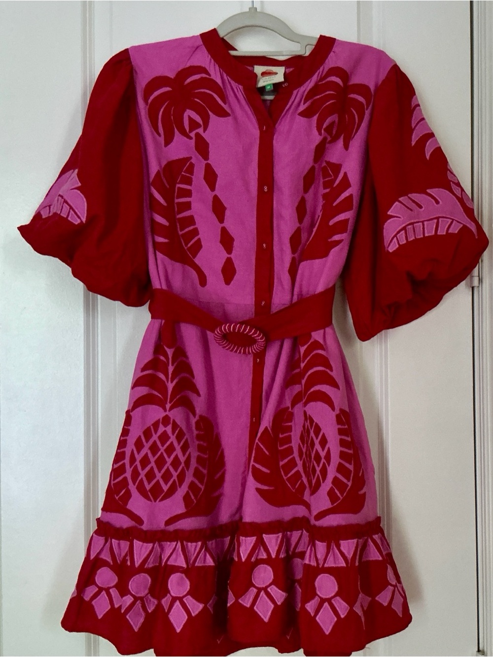 Lavishly appliquéd cotton dress from FARM-RIO size M Stunning! Pink/red